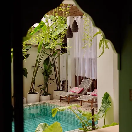 Naia Hotel Kuta Lombok-2