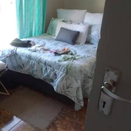 Tl Yahweh Guest House-3