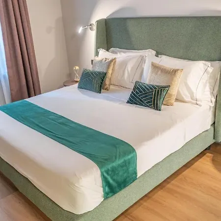 Castel Sant'Angelo Luxury Rooms & Tour-2