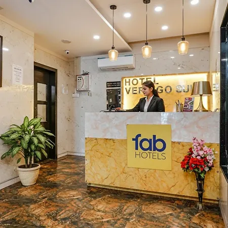 Fabhotel Vertigo Suites-2