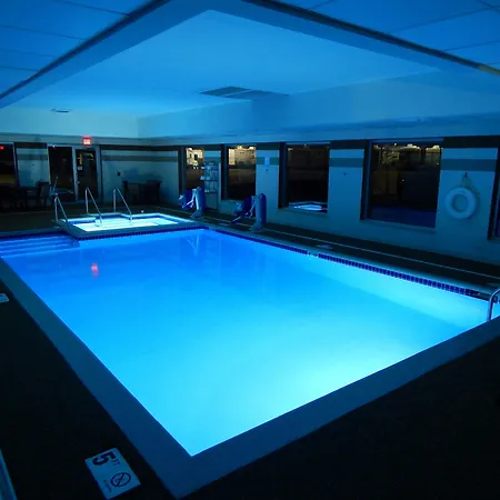 Wingate By Wyndham Joliet-2