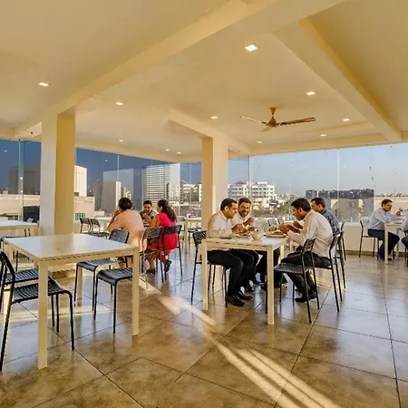 Fabhotel Rotano Grand Marathahalli-3