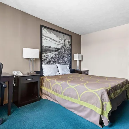 Burgundy Inn & Suites-2