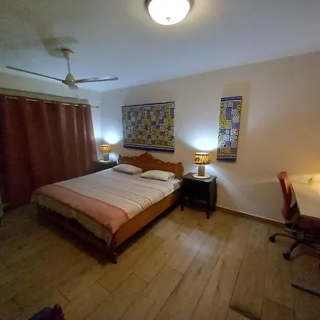 La Guest House-2