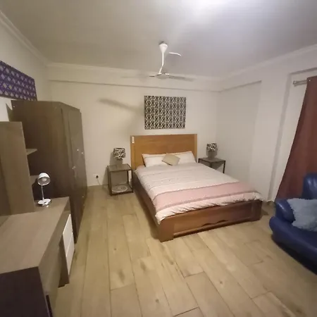 La Guest House-2