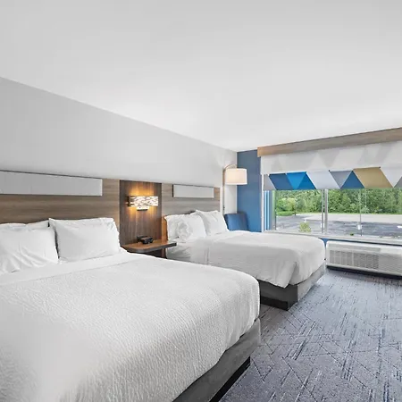 Holiday Inn Express & Suites Marinette By Ihg-3