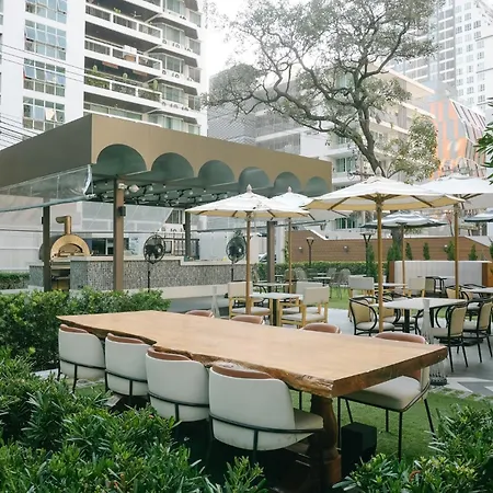 Floral Court Hotel & Residence Sukhumvit 13-3