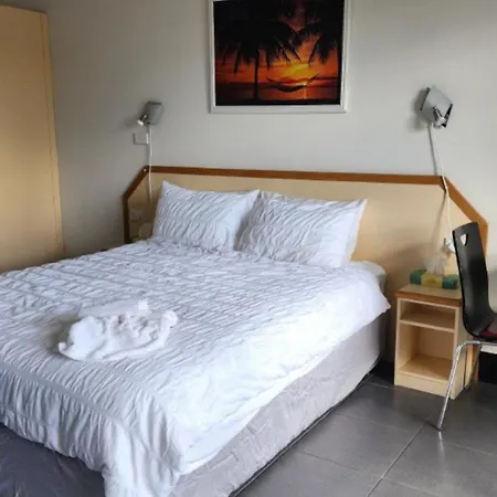 Jopen Motel Unit 5-3