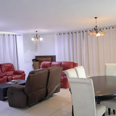 Khaya Mnandi Leisure Suites-2