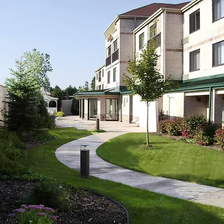 Courtyard Detroit Brighton-2