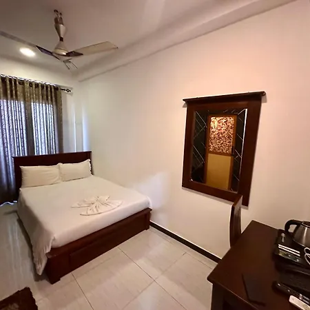 Ez Stay Guesthouse-2