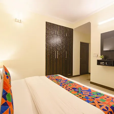 Fabhotel Golf Luxury- 10 Min From Sector 42-43 Rapid Metro Station-2