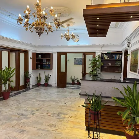 White House Karachi-3