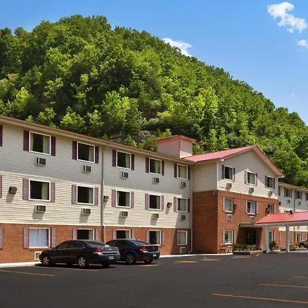 Super 8 By Wyndham Prestonsburg-2
