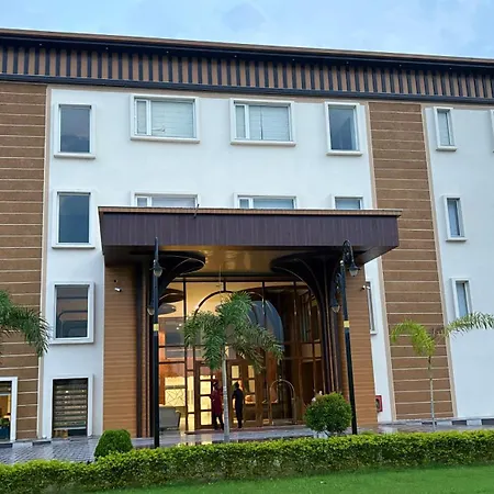 Nirvana Grand Hotel & Resort-2