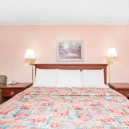 Knights Inn - Augusta-3