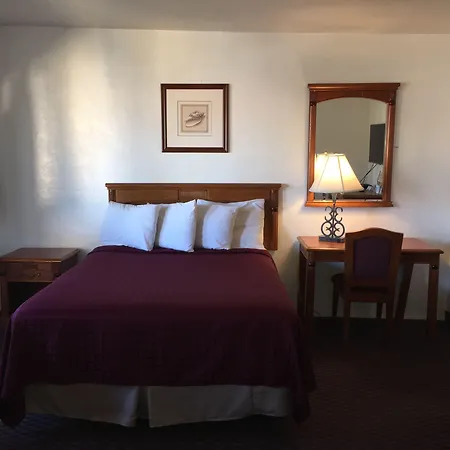 Travelodge By Wyndham San Diego Seaworld-3