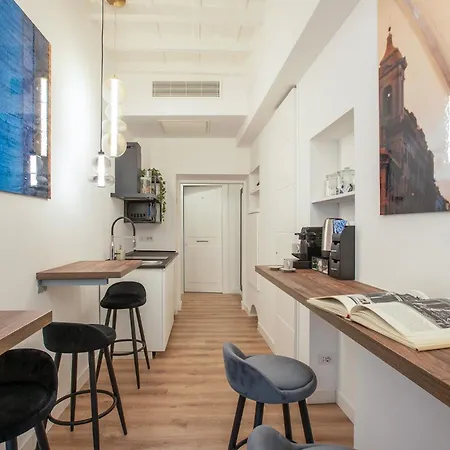 Pantheon Suites Rome 1-2