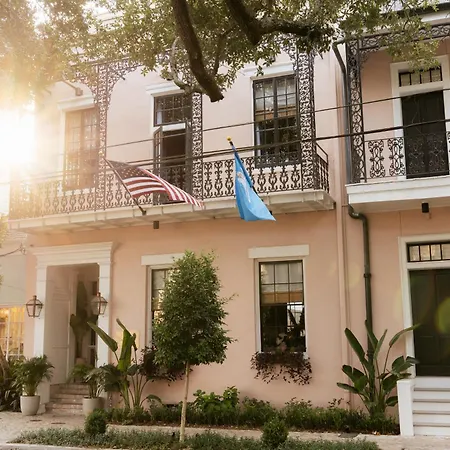 Garden District Hotel-2