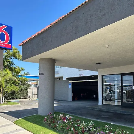 Studio 6 Suites Gardena, Ca-2