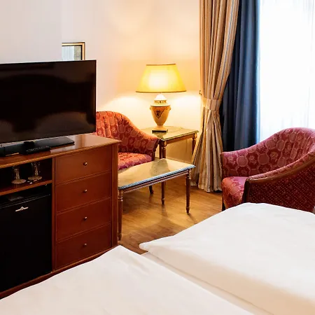 DORMERO Hotel Halle-2
