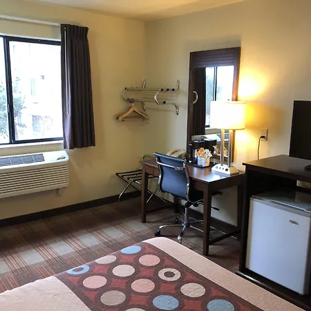Super 8 By Wyndham Kennewick-3