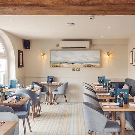 The Ship Hotel-2