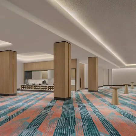 Aloft by Marriott Surabaya Pakuwon City-3