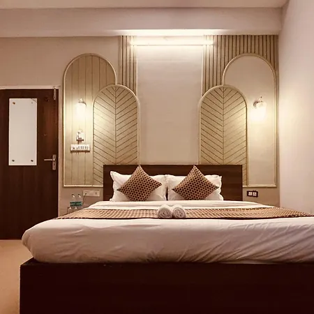Majestic Heights Hotel-3