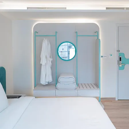 Iconsphere Hotel-2