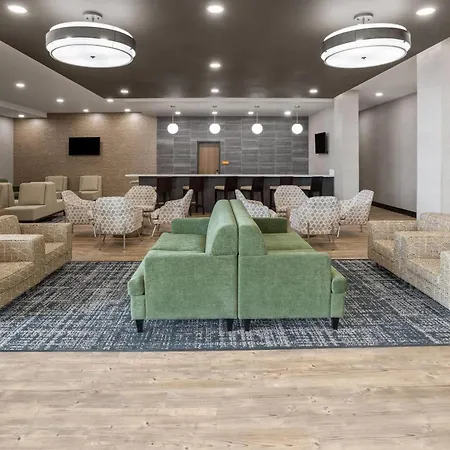 La Quinta Inn & Suites By Wyndham Phoenix West Glendale-3