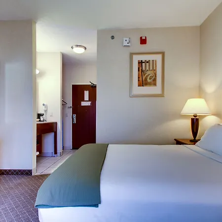 Baymont By Wyndham Kirksville University Area-3