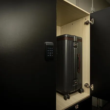Mue Cubes - Capsule Hotel-2