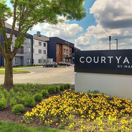 Courtyard Lexington South/Hamburg Place-3