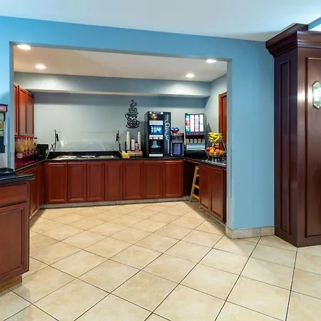 Hawthorn Suites By Wyndham Allentown-Fogelsville-3