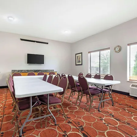 Best Western Plus Albert Lea I-90/I-35 Hotel-3