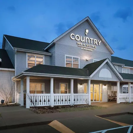 Country Inn & Suites By Radisson, Grinnell, Ia-3