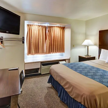 Rodeway Inn & Suites Lewisville I-35-3