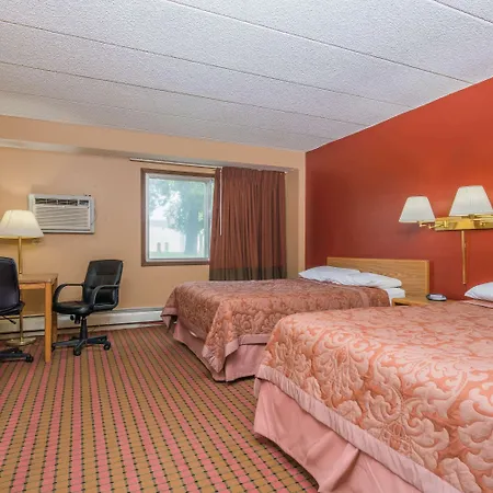 Super 8 By Wyndham Brooklyn Center/Mpls-2