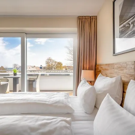 Hotel Yachtclub-3