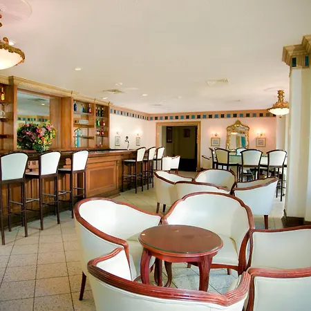 Breezes Resort & Spa All Inclusive, Bahamas (Adults Only)-3