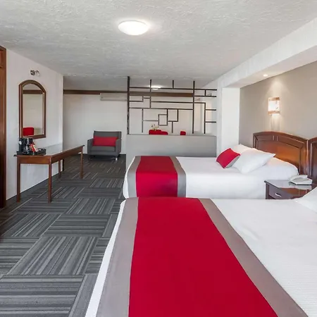Ramada Plaza by Wyndham Leon-3