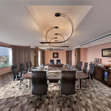 Hilton Yaounde-3