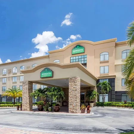 Wingate By Wyndham, Universal Studios - Free Theme Park Shuttle-2