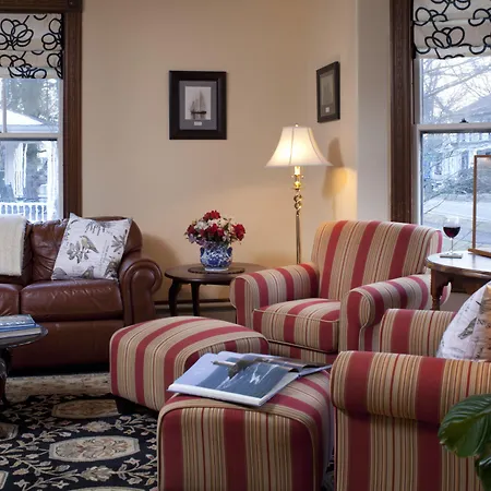 Brewster House Bed & Breakfast-3