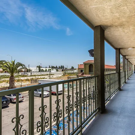 Budget Inn Anaheim / Santa Fe Springs-2