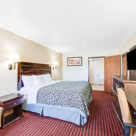 Days Inn By Wyndham Fort Stockton-2