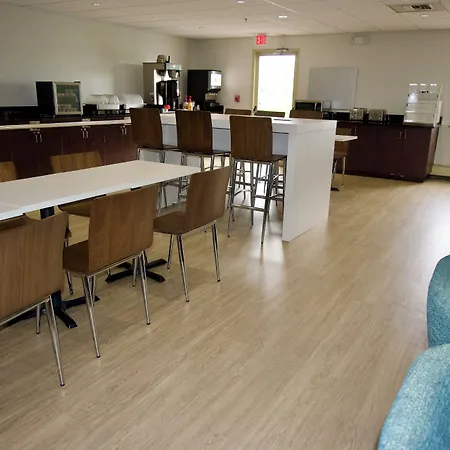 Clarion Suites Anchorage Downtown-3