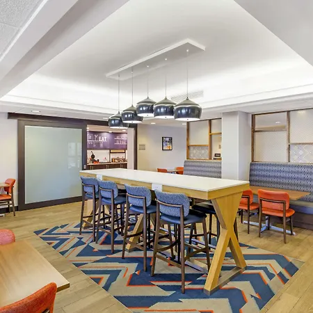 Hampton Inn Mebane-2