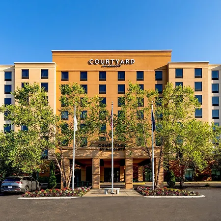 Courtyard By Marriott Boston Billerica Bedford-3